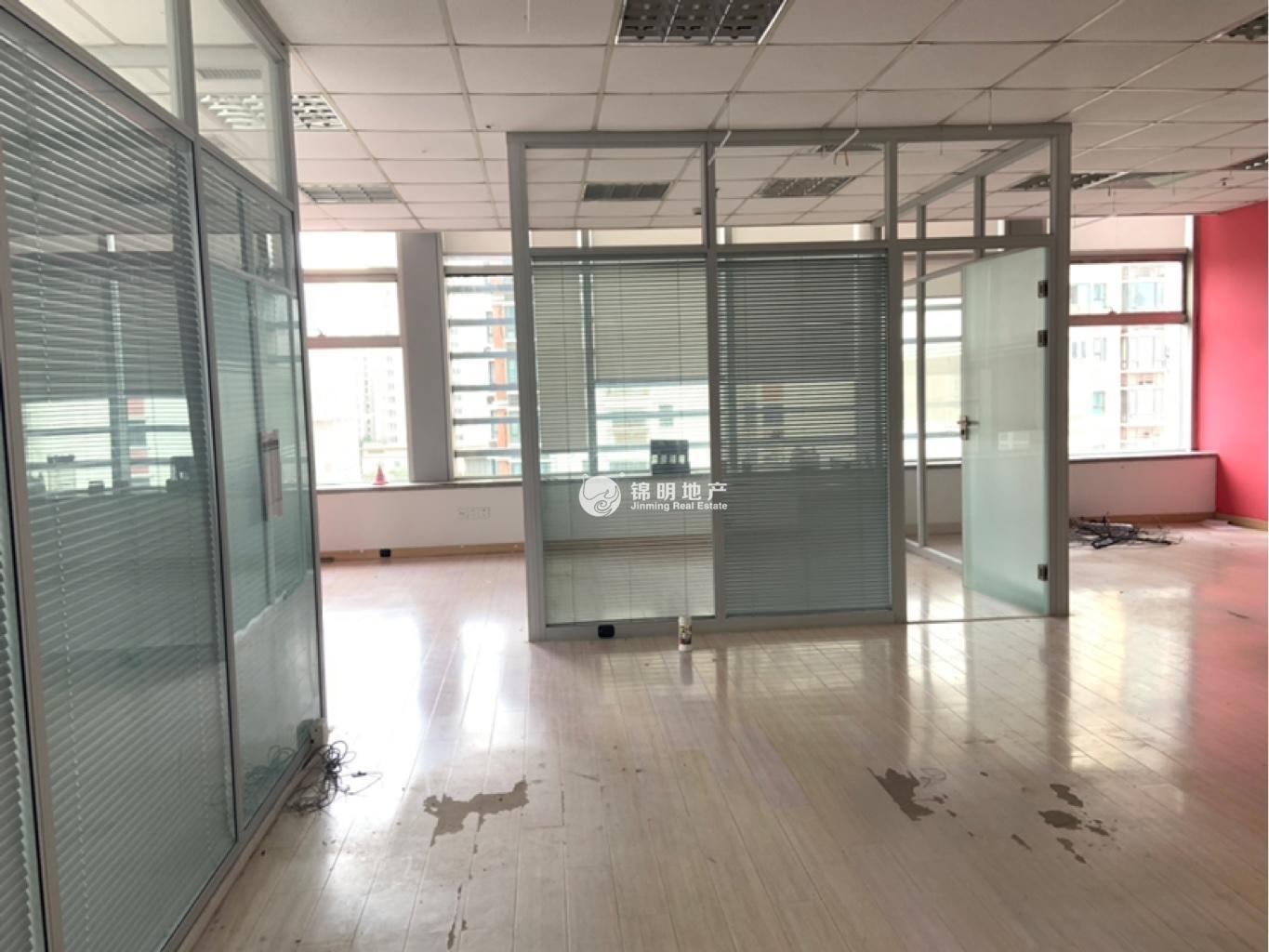 长寿路宝华大厦114平米写字楼出租